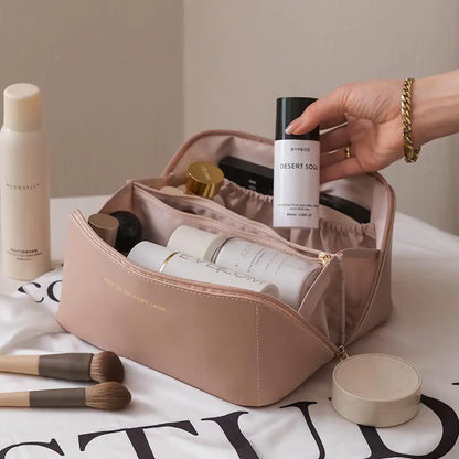 Voyage Beauty Bag